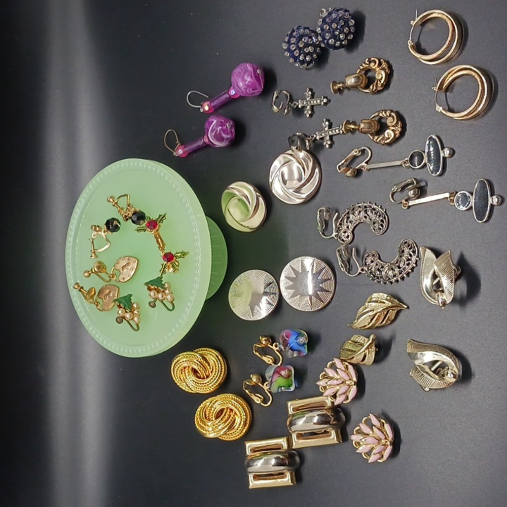 Bundle of 19 Pairs of Clip Back, Screw Back  Earrings  (Not Signed) (7-1J)